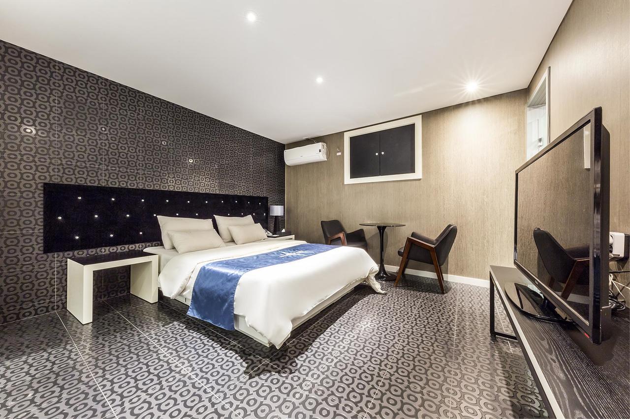 Cheonho Hotel The Blue Seoul Ngoại thất bức ảnh